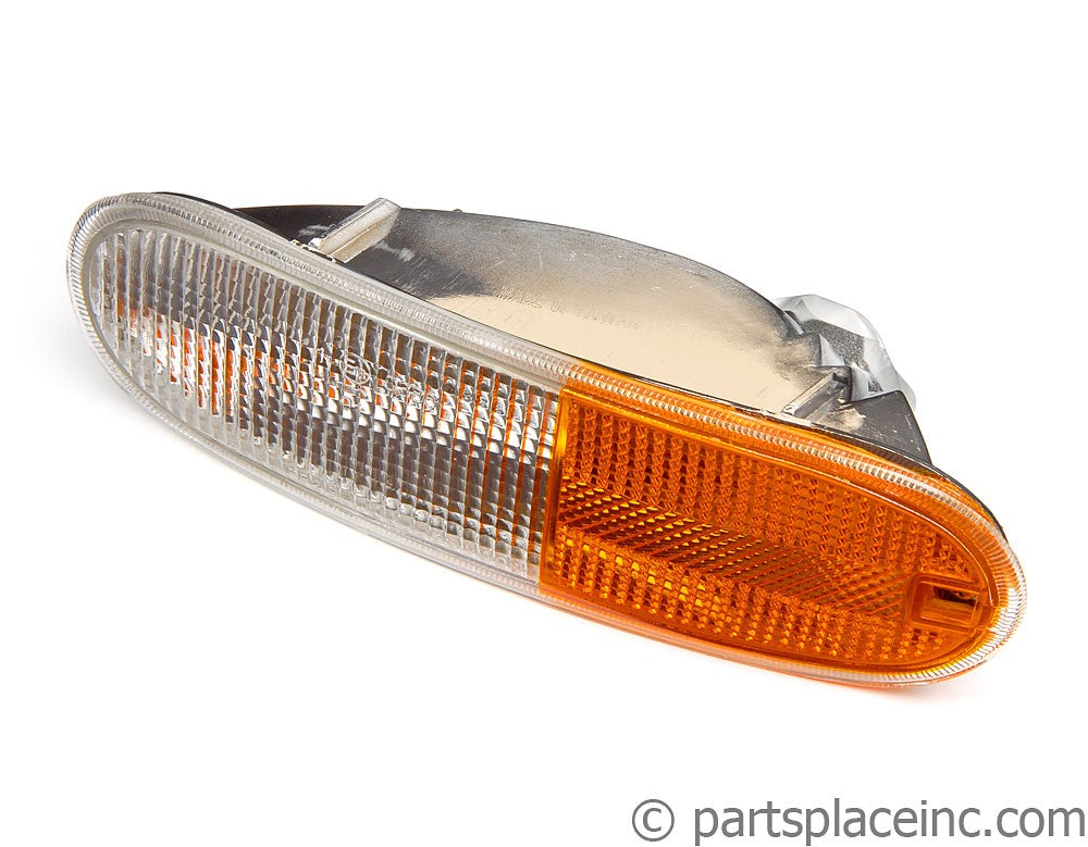 VW New Beetle Driver Side Turn Signal Assembly - Free Tech Help